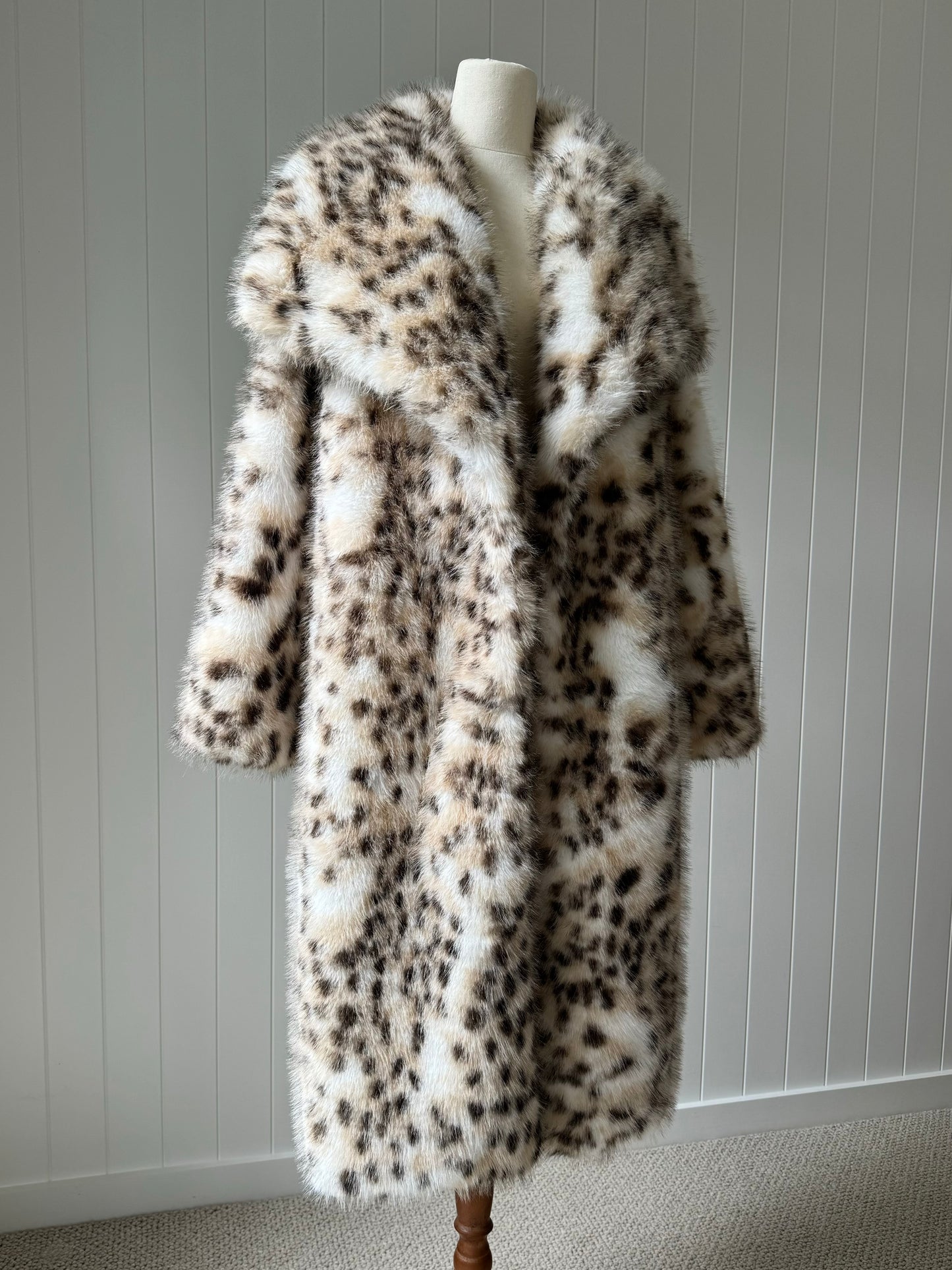 GISELLE Snow Leopard Faux Fur Coat