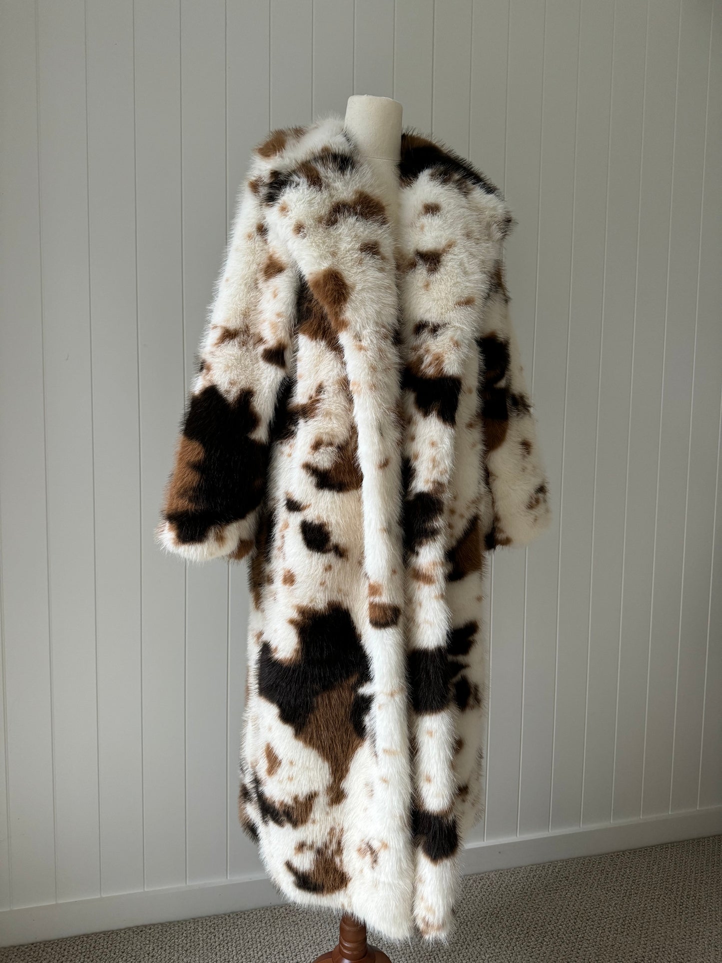 ELSIE Faux Fur ~ Cow Print