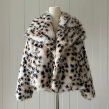 SELENE Faux Fur ~ Snow Leopard