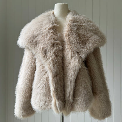 SELENE Faux Fur ~ Taupe