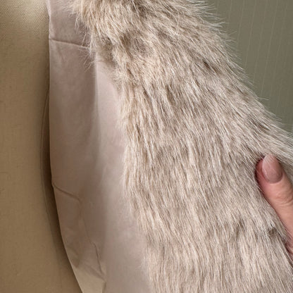 SELENE Faux Fur ~ Strawberry Milk