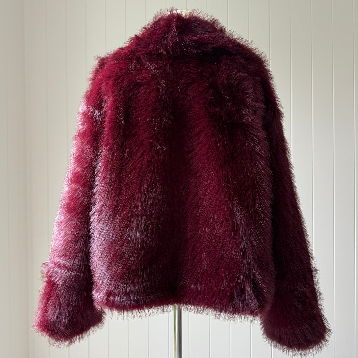 SELENE Faux Fur ~ Burgundy