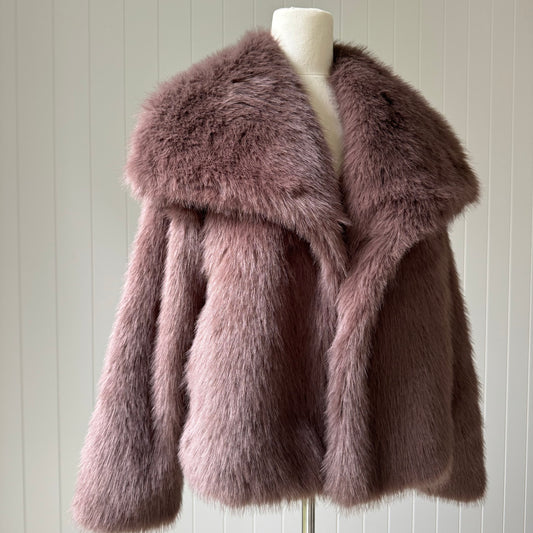 SELENE Faux Fur ~ Cocoa