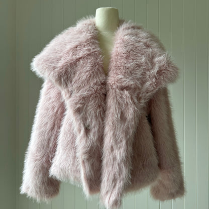 SELENE Faux Fur ~ Strawberry Milk