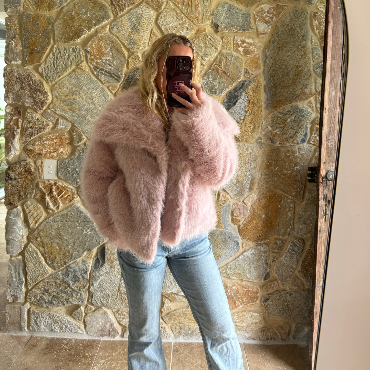 SELENE Faux Fur ~ Strawberry Milk