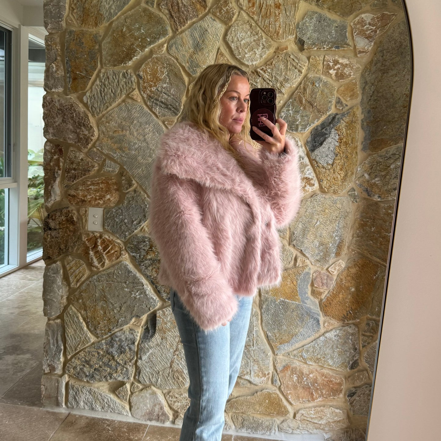 SELENE Faux Fur ~ Strawberry Milk