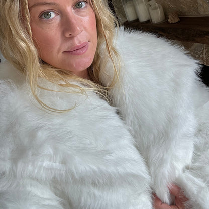 SELENE Faux Fur ~ Snow