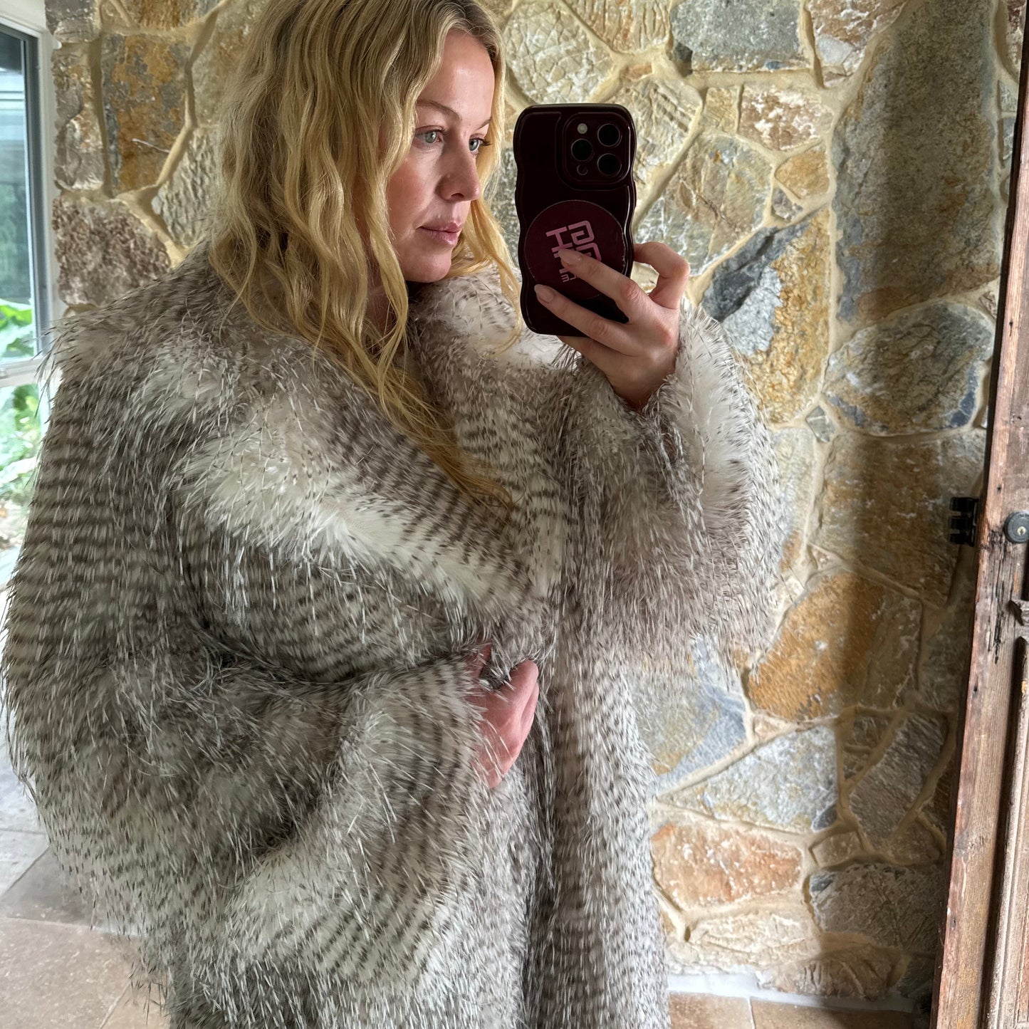 CHLOE Faux Ostrich Feather Fur ~ Grey