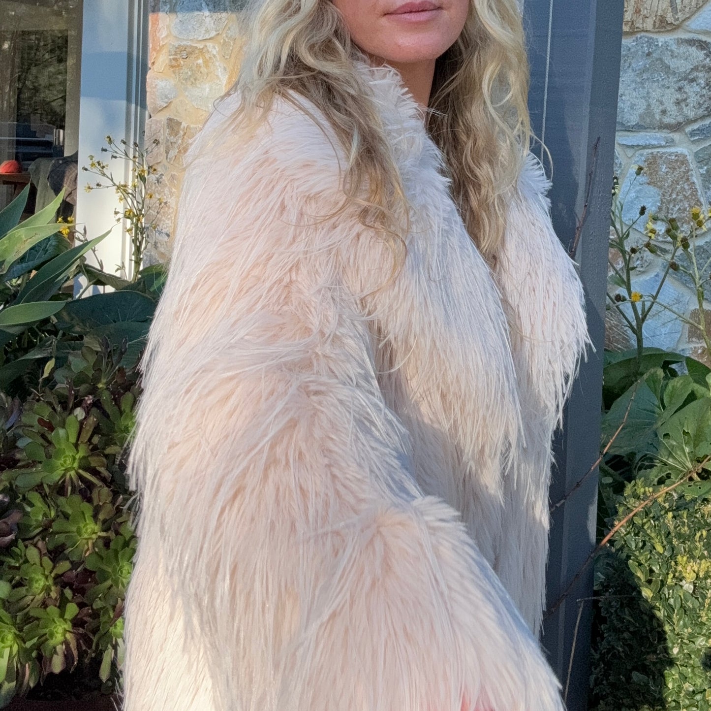 LUCY Faux Ostrich Feather Fur ~ Cream