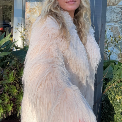 LUCY Faux Ostrich Feather Fur ~ Cream