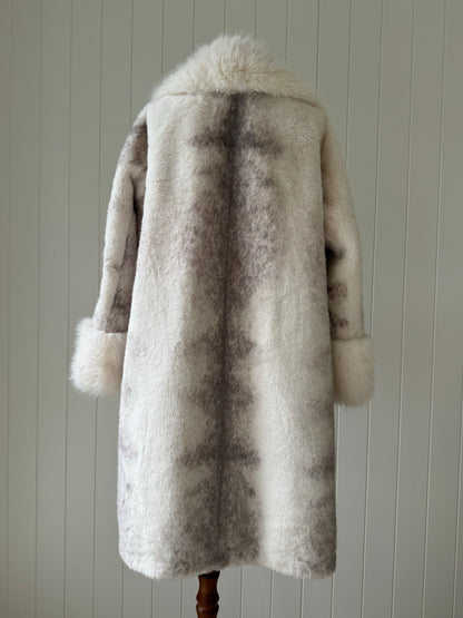 PENNY Faux Fur ~ Cream & Grey