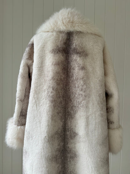 PENNY Faux Fur ~ Cream & Grey