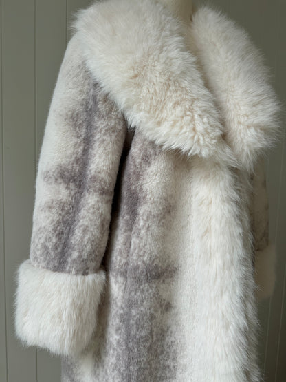 PENNY Faux Fur ~ Cream & Grey