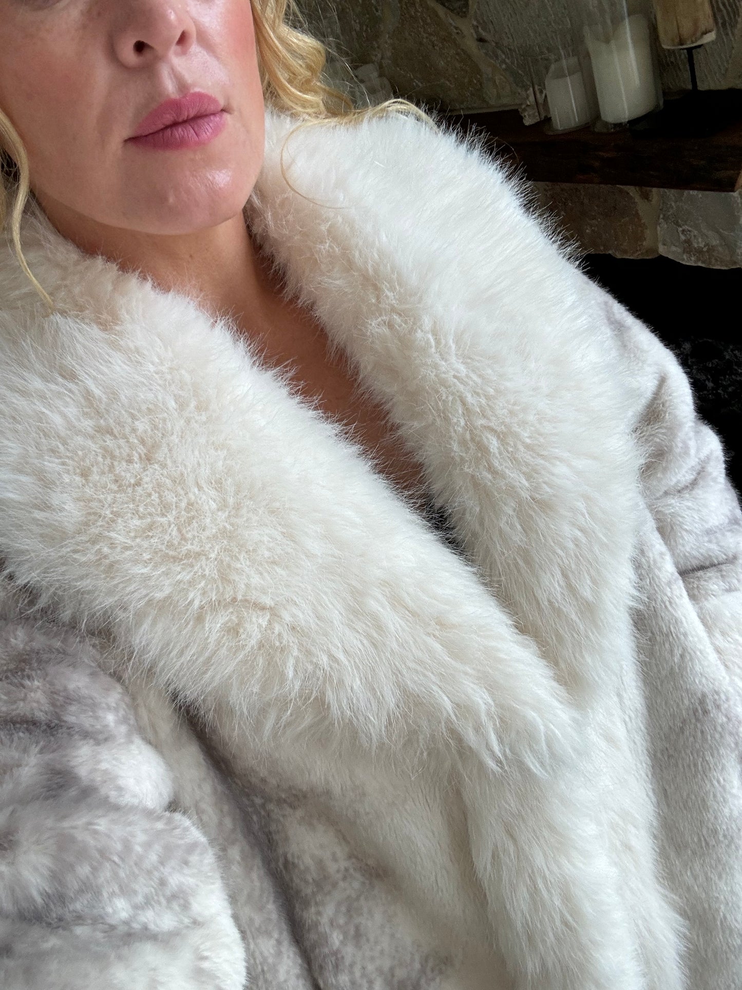 PENNY Faux Fur ~ Cream & Grey